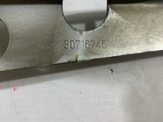 Петля капота, ориг. номер 30716744, Volvo S60 2004-2010