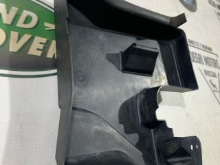 Накладка дренажа правая, ориг. номер 31299972, Volvo S80 2006-2010