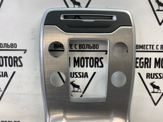 Накладка центральной консоли, ориг. номер 1284568, Volvo XC70 2013-2017