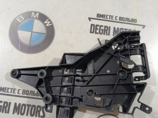 Кронштейн замка двери задний правый, ориг. номер 31253940, Volvo S80 2006-2010