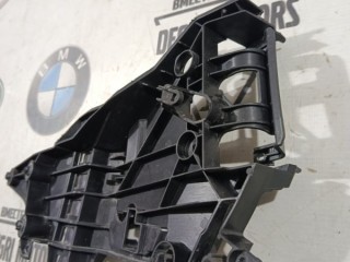 Кронштейн замка двери задний правый, ориг. номер 31253940, Volvo S80 2006-2010