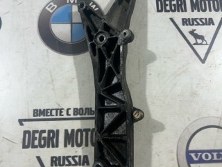 Кронштейн натяжного ролика, ориг. номер 30713299, Volvo S80 2006-2010