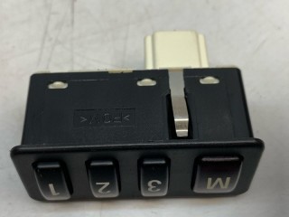 Блок управления сидением передний, ориг. номер 61318352160, BMW 523i E39