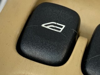 Блок управления стеклоподъёмниками передний правый, ориг. номер 31334466, Volvo V70 2004-2007