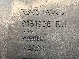 Уголок зеркала внутренний правый, ориг. номер 9151936, Volvo V70 2004-2007
