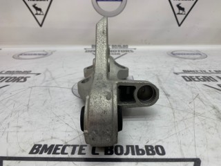 Кронштейн промежуточного вала, ориг. номер 32222463, Volvo XC60 2017-2021