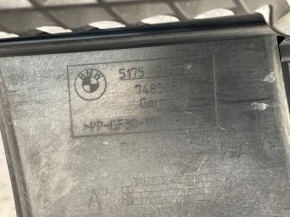 Подкрылок передний левый, ориг. номер 51717186727, BMW 530i F10 2009-2013