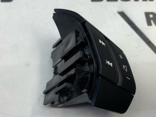 Кнопки руля правые, ориг. номер 30739568, Volvo V70 2004-2007