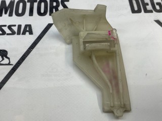Кронштейн передний правый, ориг. номер 30698720, Volvo C30 2009-2013