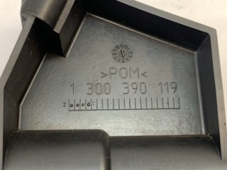 Форсунка омывателя фары передняя правая, ориг. номер 30698423, Volvo C30 2009-2013