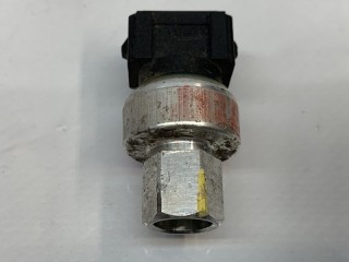 Датчик давления компрессора кондиционера, ориг. номер 31292004, Volvo V50 2007-2012