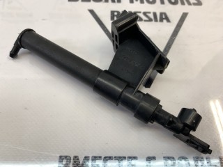 Форсунка омывателя фары правая, ориг. номер 31294104, Volvo V50 2007-2012