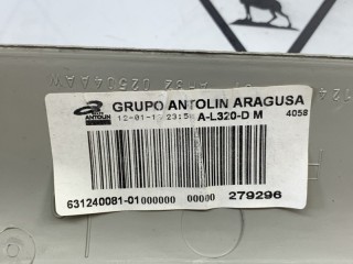 Накладка передняя правая, ориг. номер LR014665, Land Rover Range Rover Sport L320 2009-2013