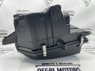 Корпус воздушного фильтра, ориг. номер 8638963, Volvo XC90 2002-2006