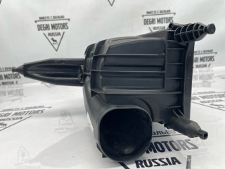 Корпус воздушного фильтра правый, ориг. номер LR011359, Land Rover Range Rover 2009-2012