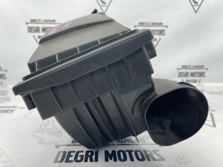 Корпус воздушного фильтра правый, ориг. номер LR013710, Land Rover Range Rover Sport L320 2009-2013