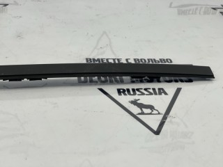 Молдинг лобового стекла передний левый, ориг. номер 31335864, Volvo V60 2010-2013