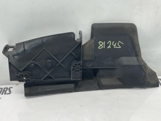 Кронштейн решетки радиатора передний правый, ориг. номер 3538988, Volvo 940 1988-1998