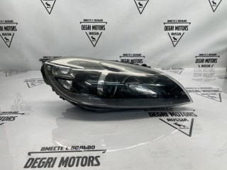 Фара передняя правая Volvo V40 Cross Country 2012-2016, 31420122