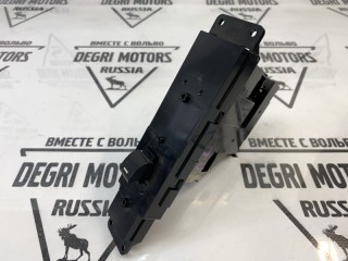 Кнопка стеклоподъемника передняя правая, ориг. номер YUD000263PVA, Land Rover Range Rover L322 2002-2005