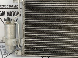 Радиатор кондиционера, ориг. номер 30676602, Volvo V70 2004-2007