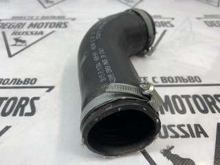 Патрубок интеркулера, 32325480, Volvo V60 II