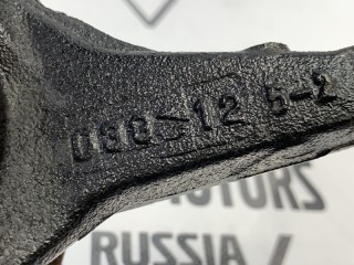 Кулак в сборе передний правый, ориг. номер 30760281, Volvo V50 2007-2012