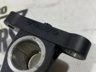 Кронштейн датчика коленвала, ориг. номер 30637803, Volvo S60 2004-2010