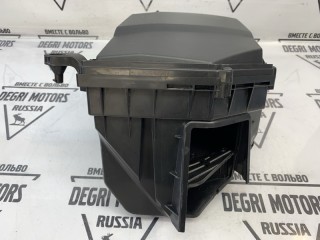 Корпус воздушного фильтра Volvo XC90 2014-2019, 31474862