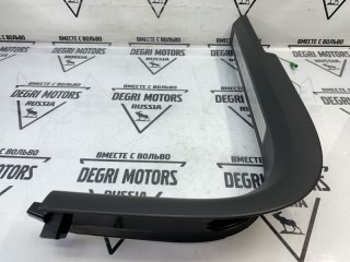 Накладка порога передняя правая Volvo XC90 2014-2019, 39829992