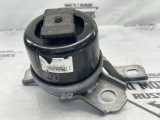 Опора двигателя передняя Land Rover Freelander L359 2006-2010, LR006278