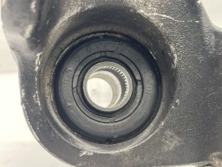 Кулак задний левый, ориг. номер 30666467, Volvo V70 2004-2007