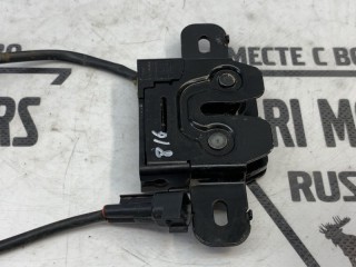 Замок капота правый Volvo XC70 2007-2013, 31356007