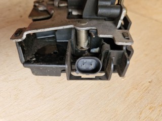 Замок двери передней правой, ориг. номер 3B1837016, Volkswagen Golf 4 1997-2006