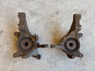 Кулак поворотный правый, Renault Laguna 1 1993-1998