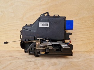 Замок двери передней правой, ориг. номер 3D1837016, Seat Altea 2004-2009