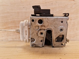 Замок двери передней правой, ориг. номер 8D1837016A, Audi A4 B5 1994-1999