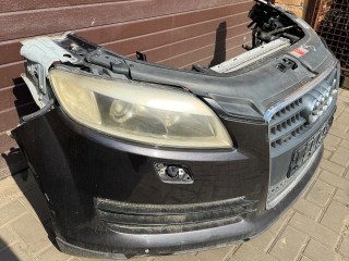 Фара правая Audi Q7 4L 2005-2009