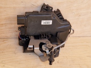Замок двери задней левой, ориг. номер 4B0839015G, Audi A4 B6 2000-2006