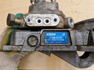 Распределитель впрыска (инжектор), ориг. номер 026133353, Audi 100 C3 1988-1990