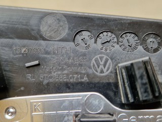 Рамка под магнитолу, ориг. номер 5TC858071A, Volkswagen Touran 3 2015-2021