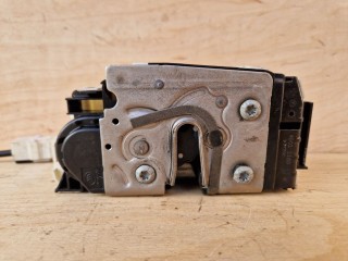 Замок двери передней левой, ориг. номер A9077200000, Mercedes Sprinter W907/910