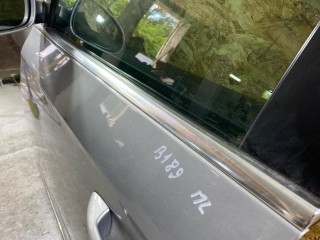молдинг двери передней левой, Volkswagen Passat B6 1997-2001