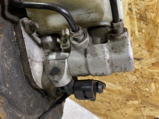 главный тормозной цилиндр, ориг. номер 5NO945459A, Volkswagen Passat B6 2005-2010