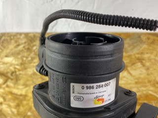 расходомер воздуха, ориг. номер 0986284007, 074906461B, 0281002461, Volkswagen Passat B6 2005-2010