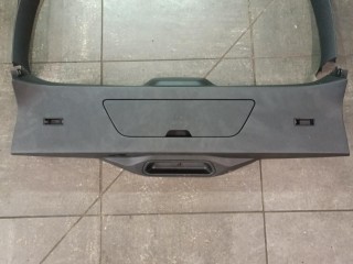 Обшивка крышки багажника BMW X7 G07 рест 2022-2026