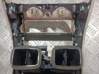 Дефлектор обдува салона, ориг. номер 9302186, BMW 7 G11/G12 2015-2019