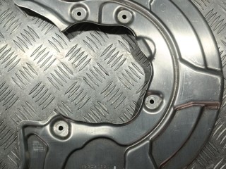Защитный кожух тормозного механизма, ориг. номер 6880473, BMW X7 G07 рест 2022-2026