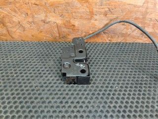 замок капота, Volkswagen Golf 5 поколение 2003-2009