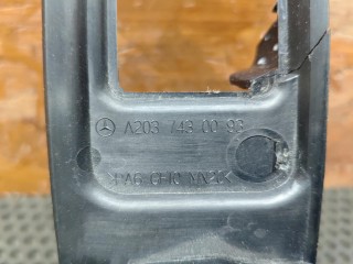 накладка замка багажника, ориг. номер A2037430093, Mercedes-Benz C W203 [рестайлинг] 2004-2008